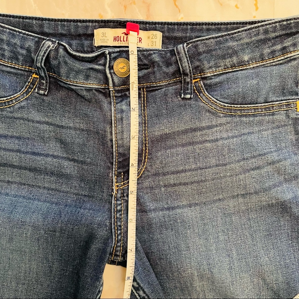 Hollister medium wash skinny jeans 3L in size 26 - Picture 7 of 9